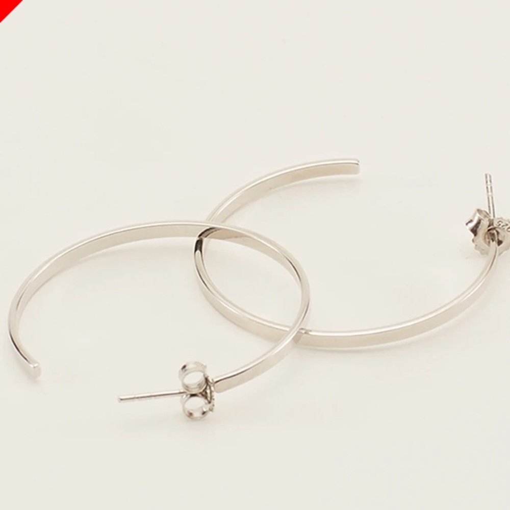 Britt Hoops